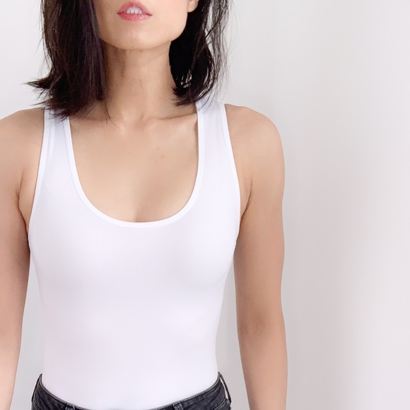 KAIA SEAMLESS BODYSUIT TOP - WHITE - Picture 6 of 15